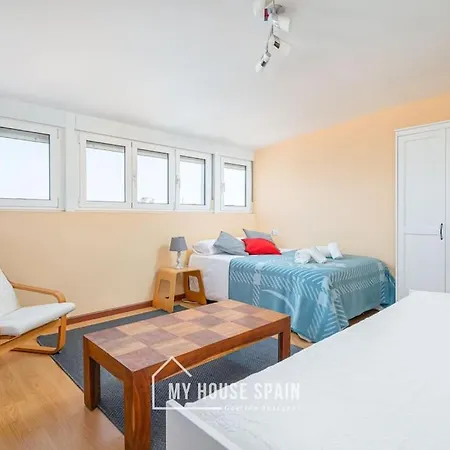 Myhousespain - Atico Con Gran Terraza En Gijón